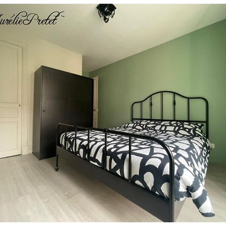 Appartement Porte Du Cantal Massiac Esterno foto