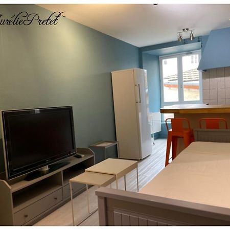 Appartement Porte Du Cantal Massiac Esterno foto