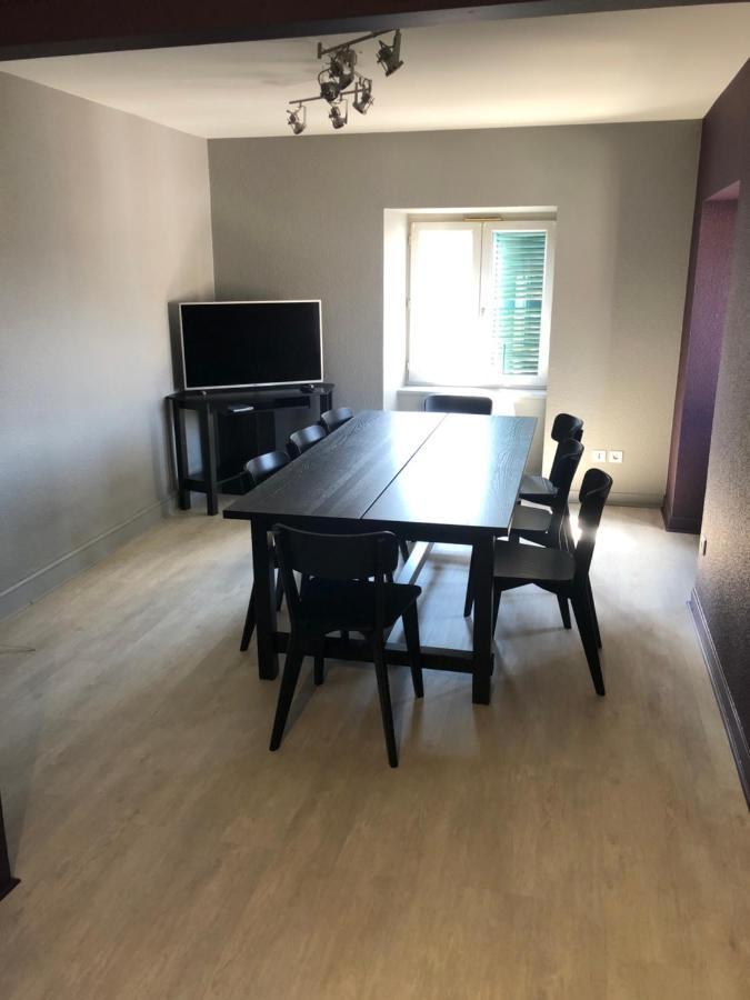 Appartement Porte Du Cantal Massiac Esterno foto