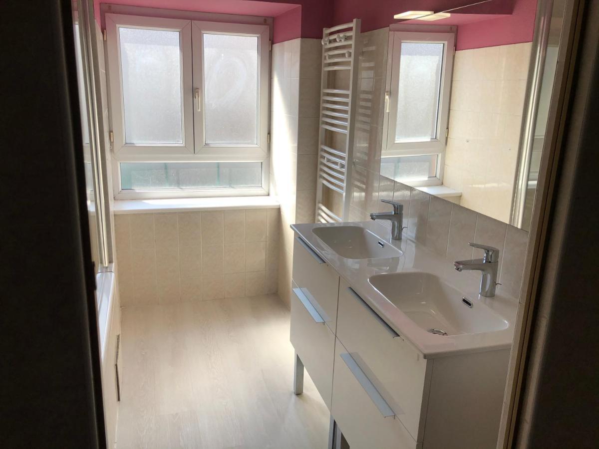 Appartement Porte Du Cantal Massiac Esterno foto