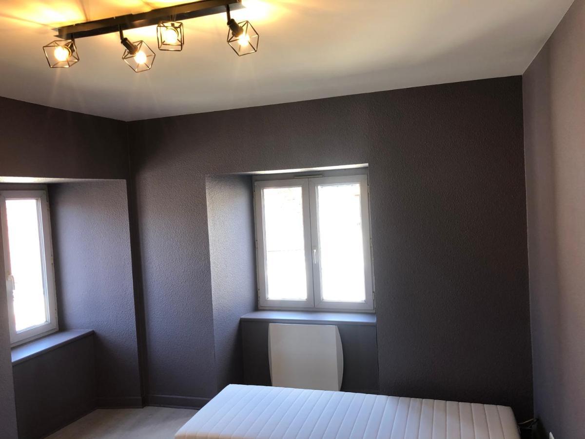 Appartement Porte Du Cantal Massiac Esterno foto